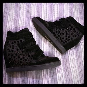 Aldo Booties